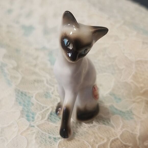 Vintage Cat Figurines Set of 2 Made in Japan - Picture 7 of 13